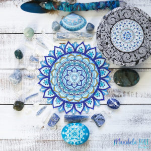 Chakras Mandalas & Crystal Grids - 77 pages about the Chakras & our Endocrine System | Beautiful design with printouts and Mandalas to colour in || Mandala Soul Designs